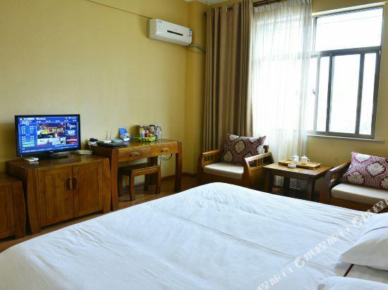 Дали: Hongzhong Hotel