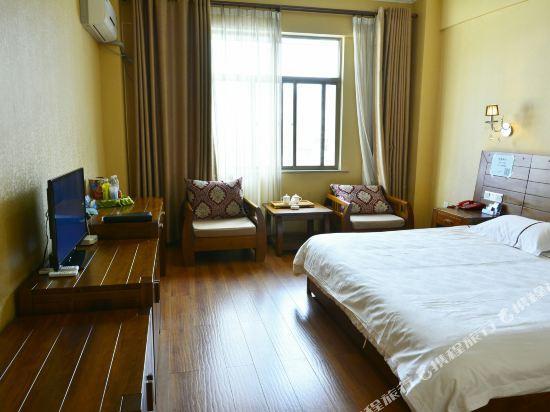Дали: Hongzhong Hotel