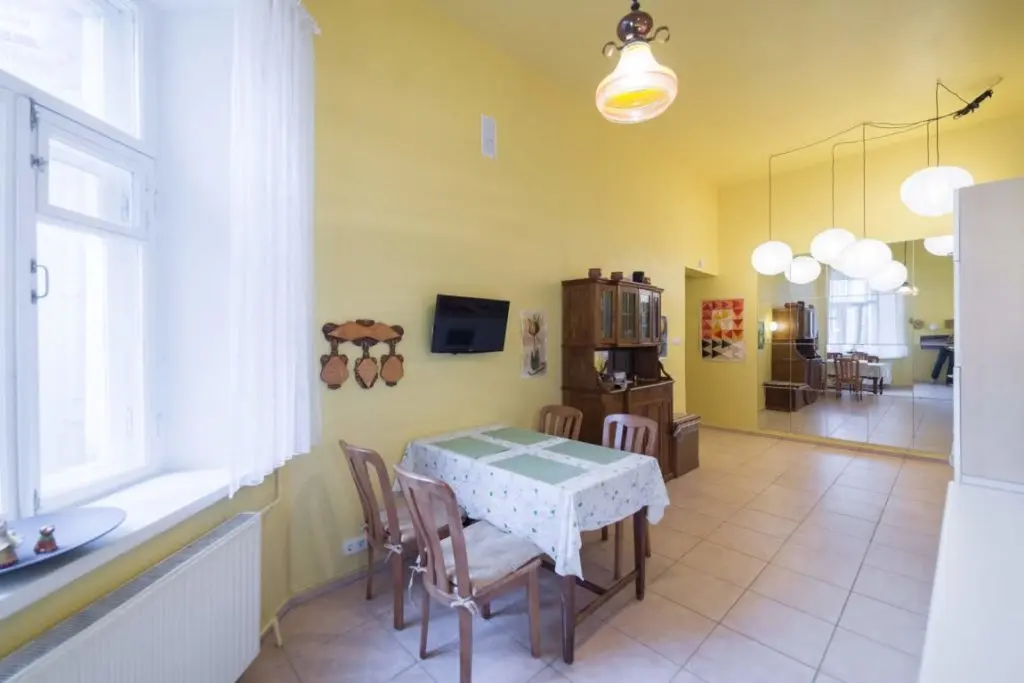 Санкт-Петербург: Kvartira Apartments