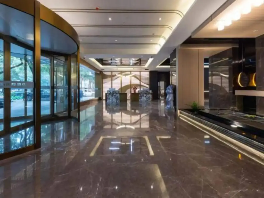 Юэян: Jinhai International Hotel (Yueyang Tower Pedestrian Street)