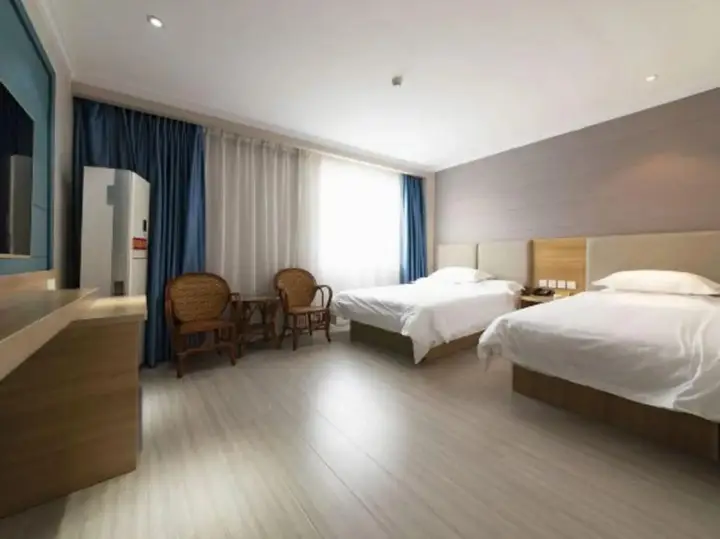 Цзинань: Jiayi Hotel (Jinan Jingshi Road West Railway Station International Convention and Exhibition Center)