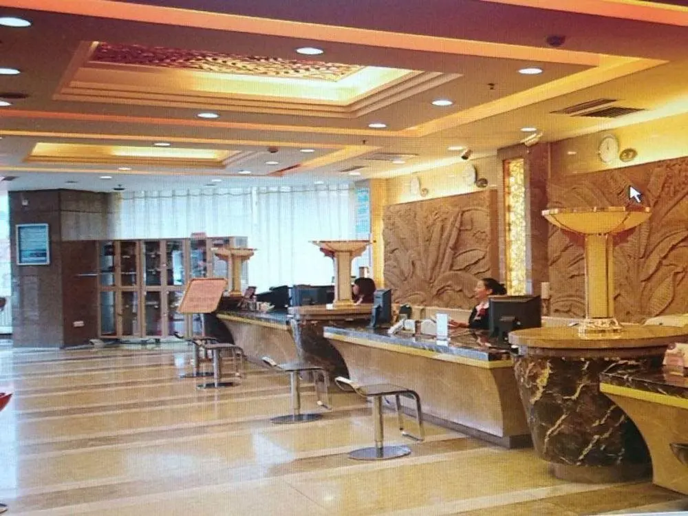 Урумчи: Shihezi Hotel
