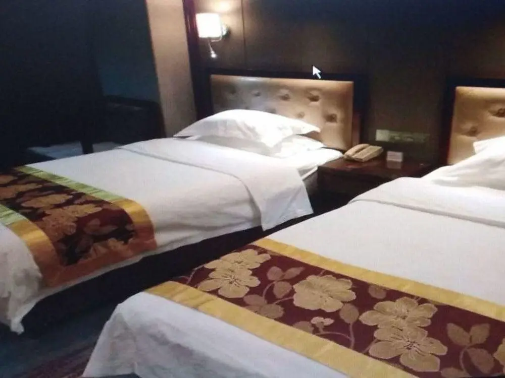 Урумчи: Shihezi Hotel