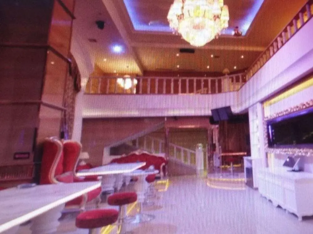 Урумчи: Shihezi Hotel