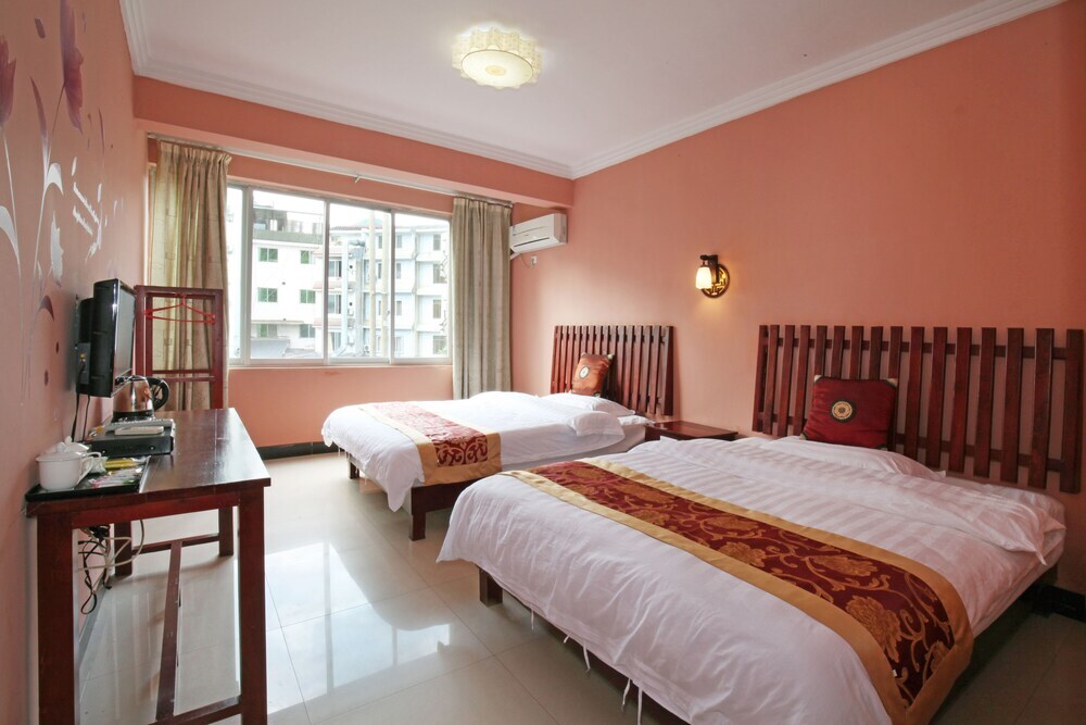Яншо: Shan Ju Ge Hotel Yangshuo