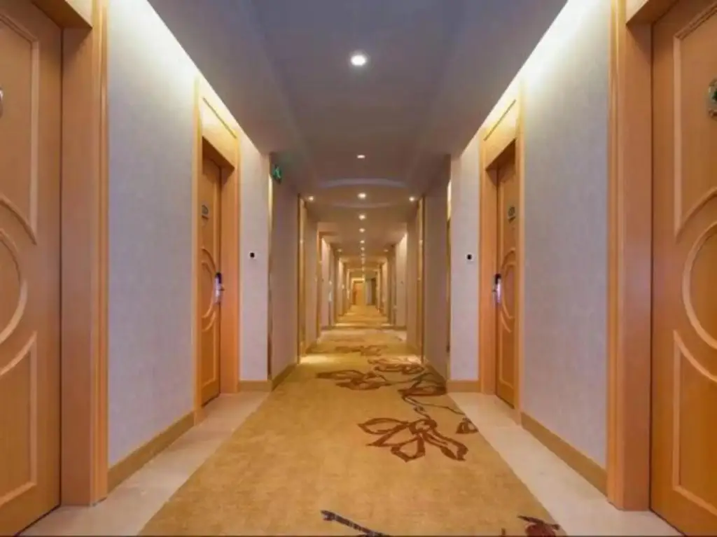 Шэньчжэнь: Jingshun International Hotel (Shenzhen Bao'an Airport Fuwei Metro Station)