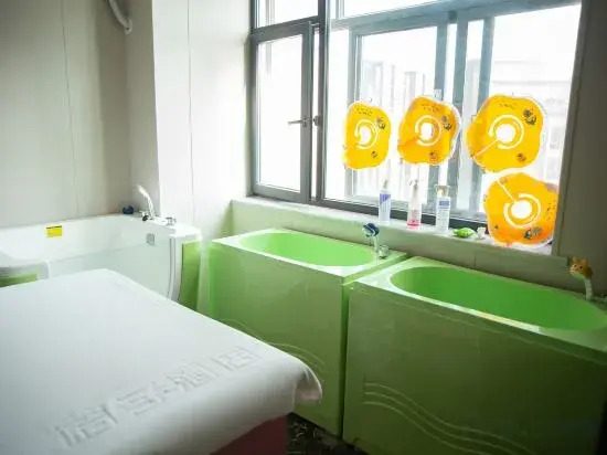 Уси: Orange Hotel (Wuxi Oufeng Street Huishan Ancient Town Branch)