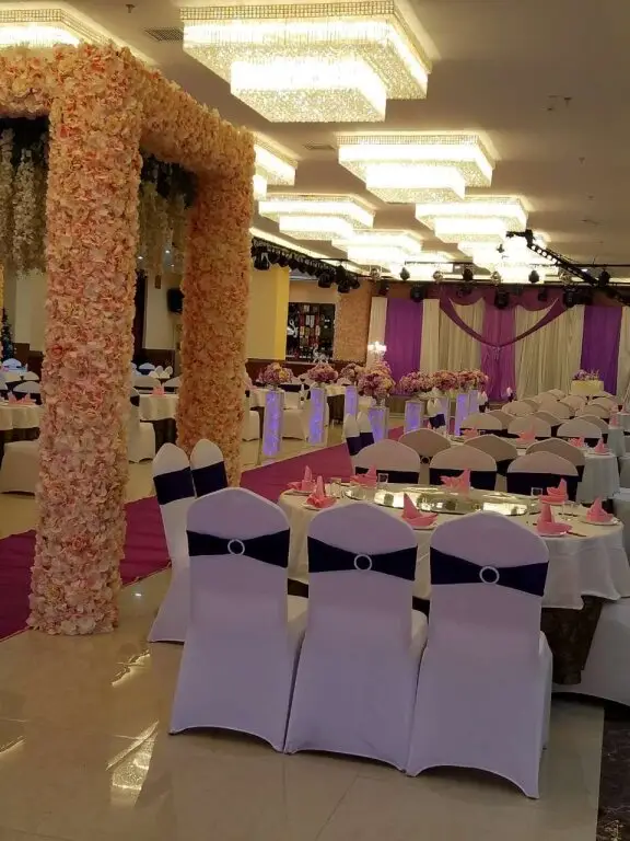 Харбин: Harbin Eaself Hotel
