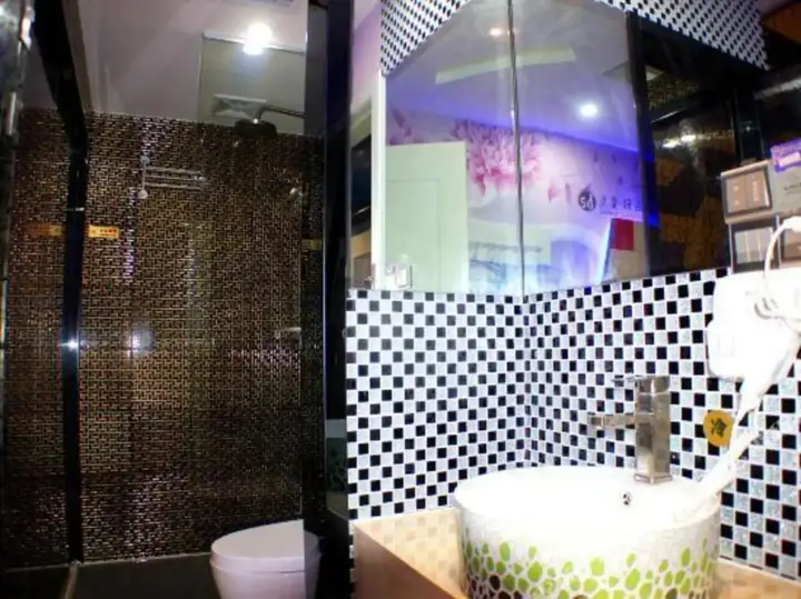 Шанхай: Super 8 Hotel (Shanghai Songjiang Sijing Park)