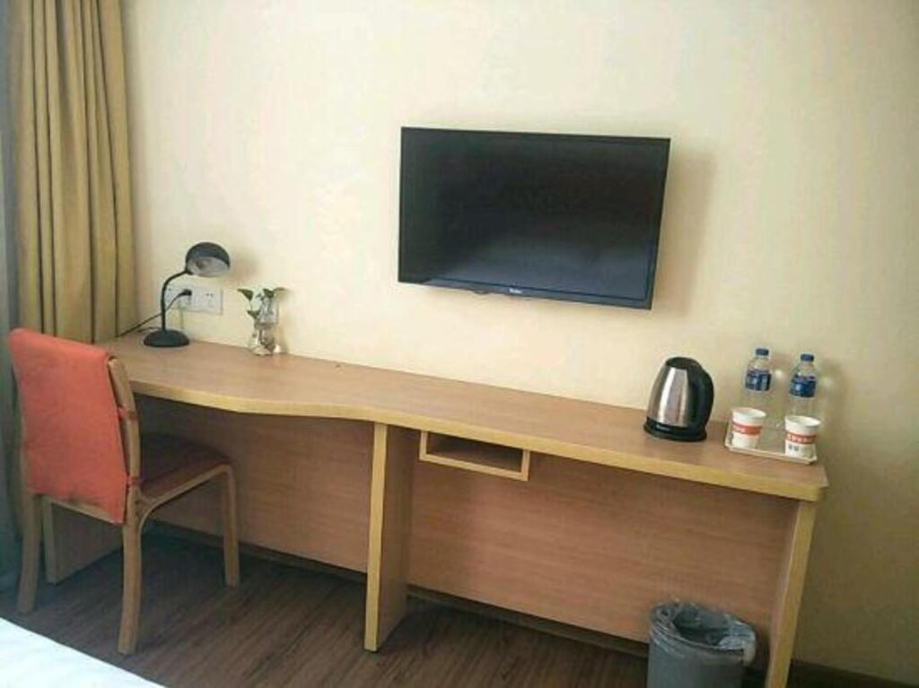 Home Inn (Kaifeng Longting East Xincao Road) — фото 1