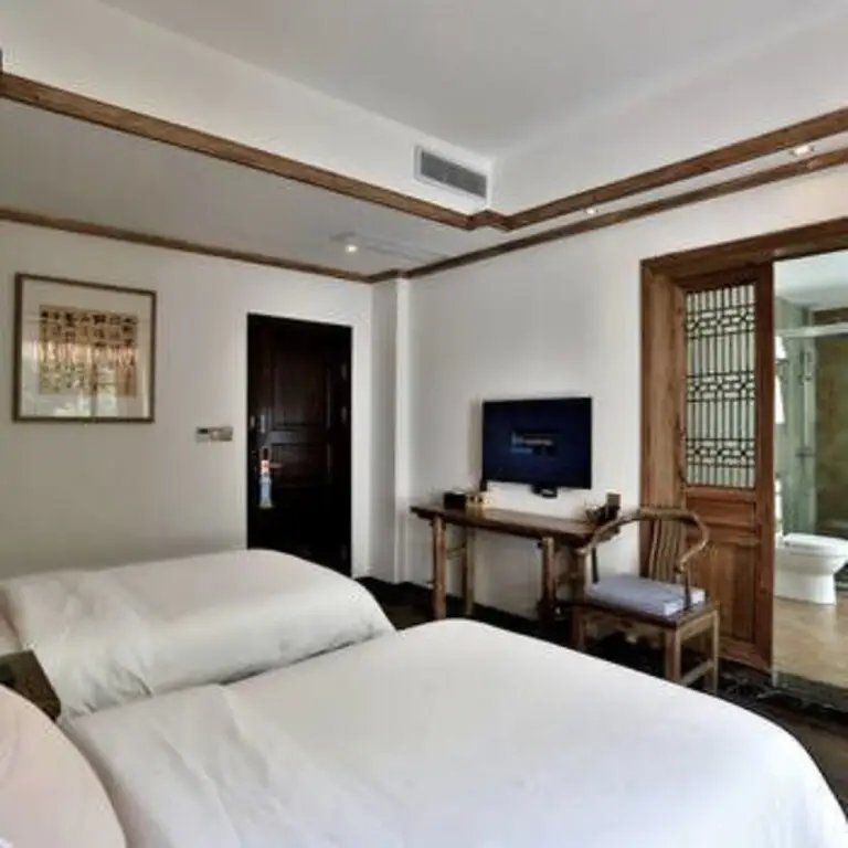 Floral Hotel·Yicheng Yijia Hotel(Dongda store of Zhangjiajie National Forest Park) — фото 1