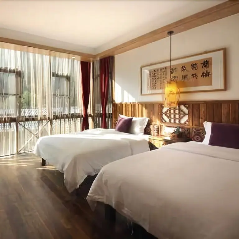 Чжанцзяцзе: Floral Hotel·Yicheng Yijia Hotel(Dongda store of Zhangjiajie National Forest Park)
