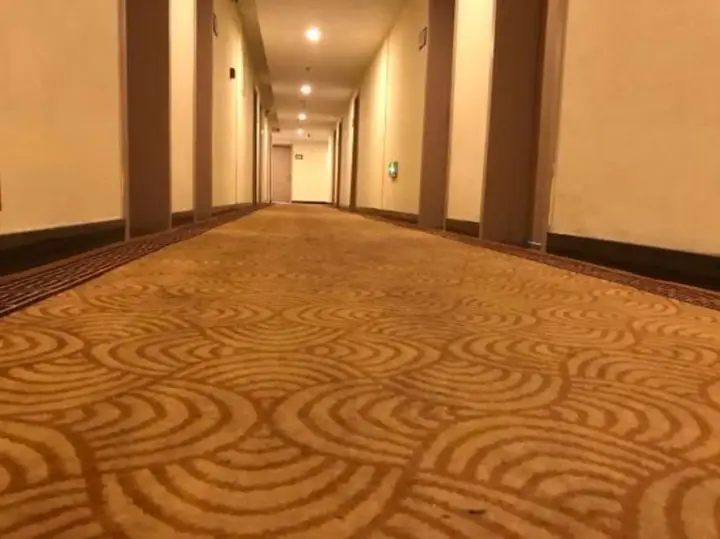 Циндао: Mingze Business Hotel (Qingdao CapitaMall)