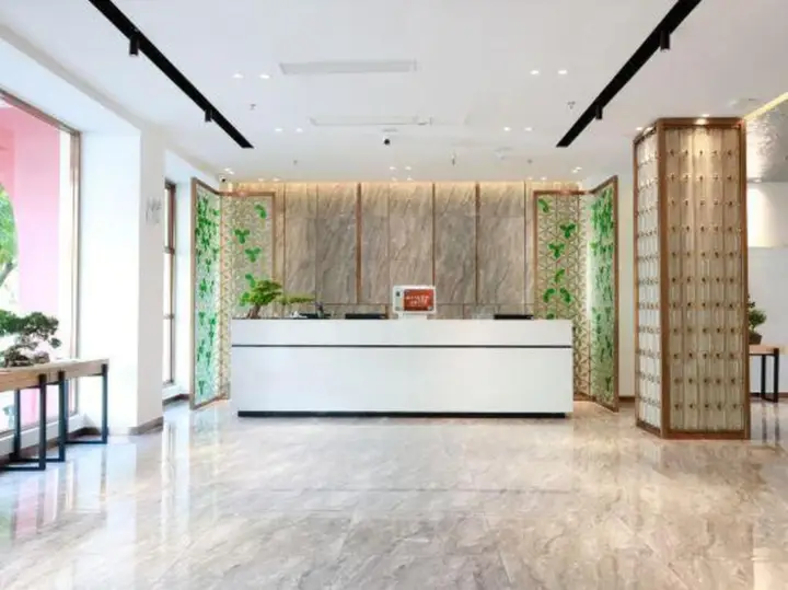 Хайкоу: Ziyoudao Hotel (Haikou Haixiu Road Riyue Duty Free Shop)