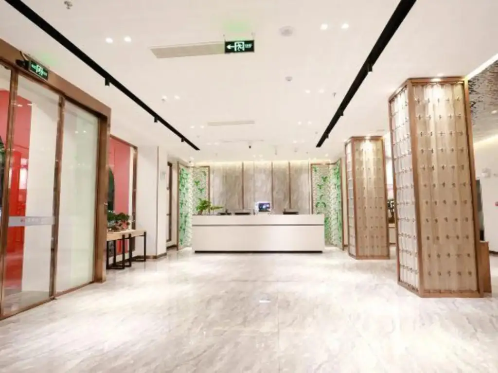Хайкоу: Ziyoudao Hotel (Haikou Haixiu Road Riyue Duty Free Shop)