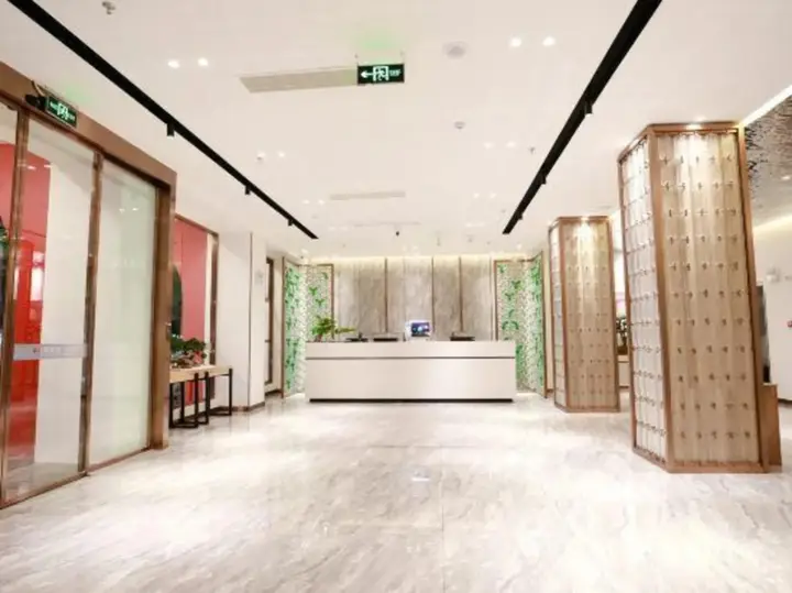 Хайкоу: Ziyoudao Hotel (Haikou Haixiu Road Riyue Duty Free Shop)