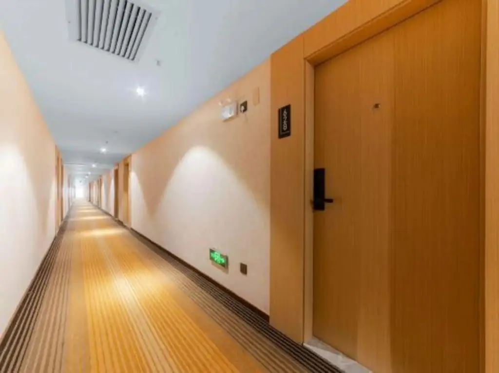 Yixuan Anlai Hotel (Haikou Meilan Airport) — фото 1