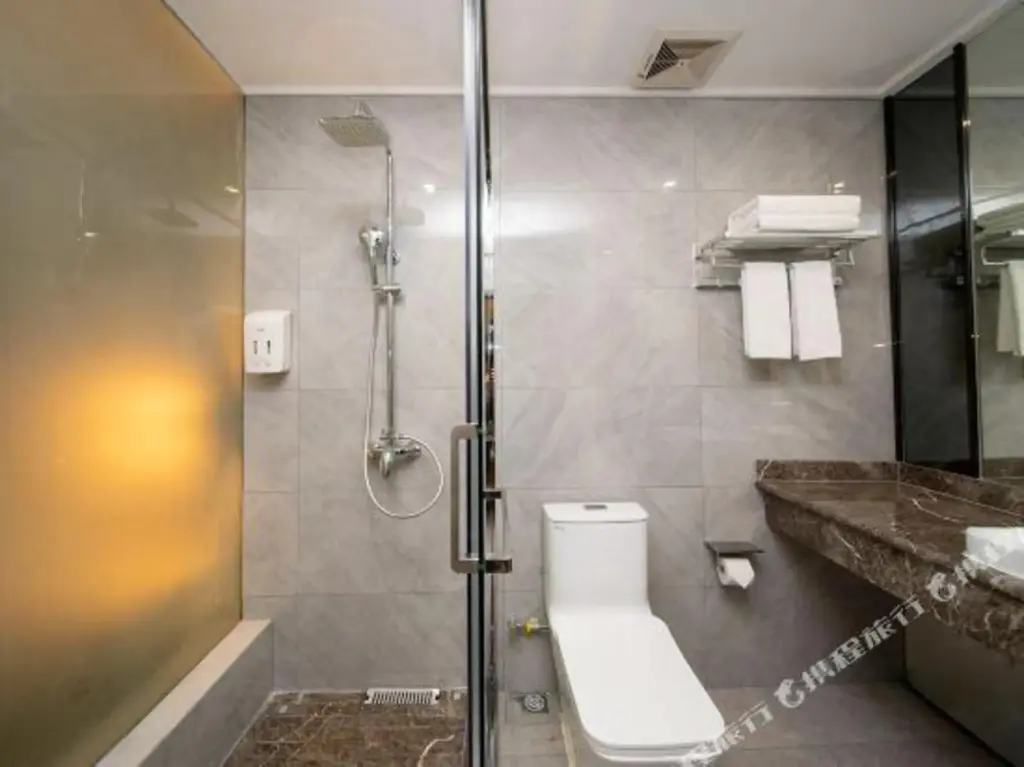 Гуанчжоу: Elan Hotel(Dashi subway station of Guangzhou Panyu Zoo)