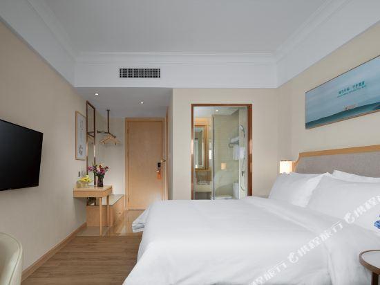 Чжуншань: Xinyue Business Hotel