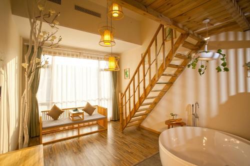 Цзясинь: Tongxiang Wuzhen Linlu Guesthouse