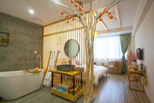 Цзясинь: Tongxiang Wuzhen Linlu Guesthouse