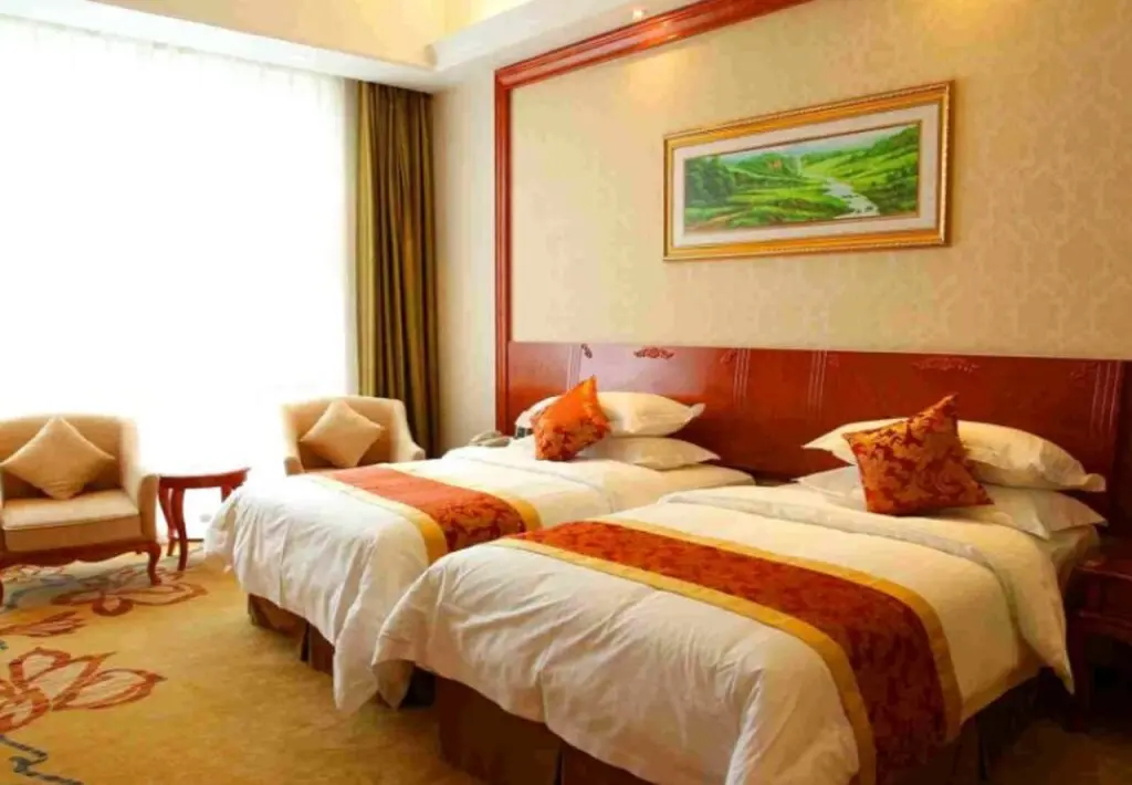 Пинлян: Vienna Classic Hotel Pingliang Kongtong Avenue Hotel Branch