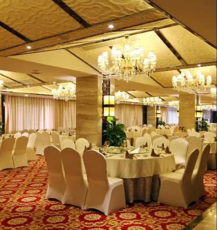 Чэнду: Xiaoyinju Hotel