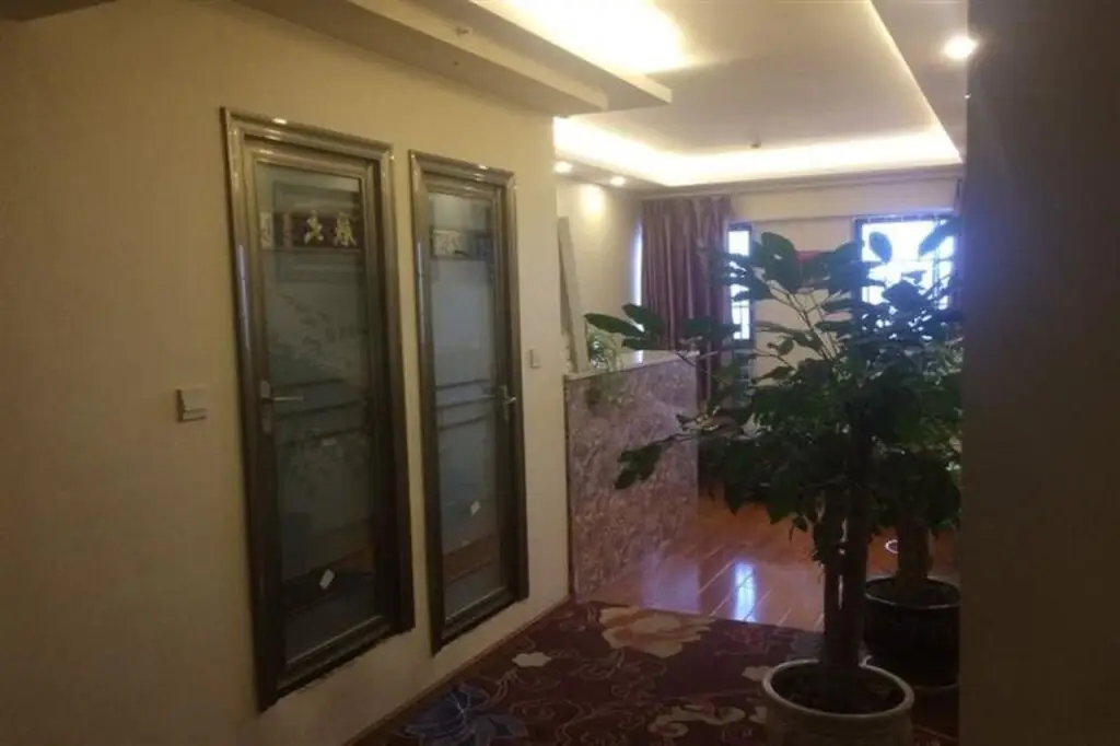 Куньмин: OYO Kunming Yazhong Hotel