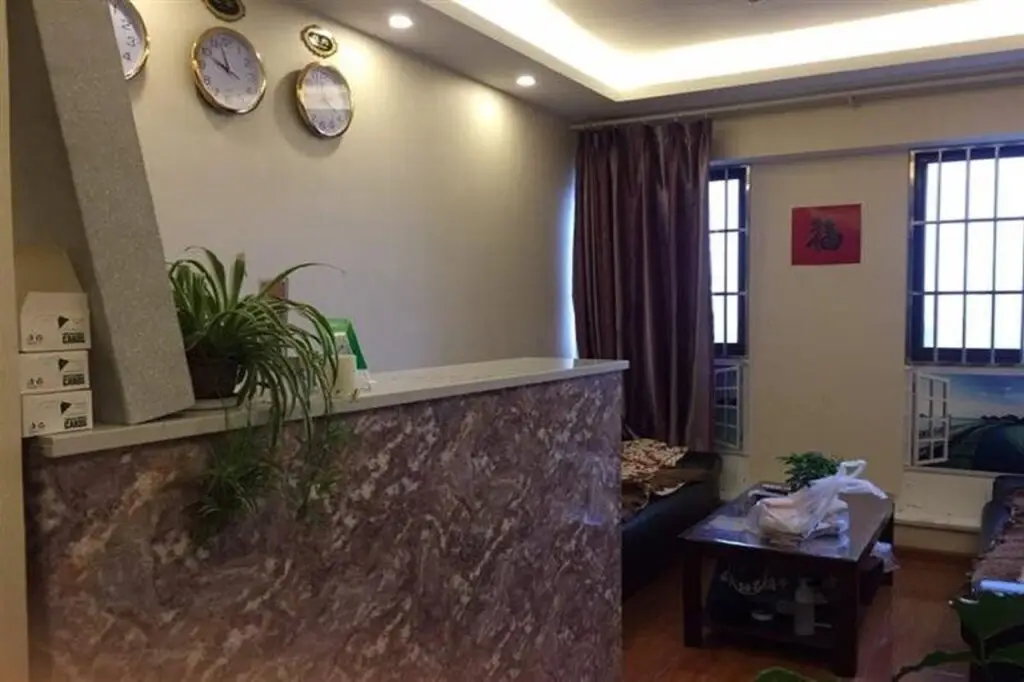 OYO Kunming Yazhong Hotel — фото 1