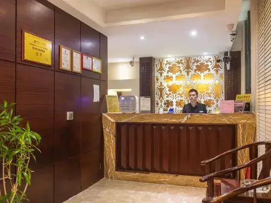 Шаньтоу: Holiday Sunshine Business Hotel
