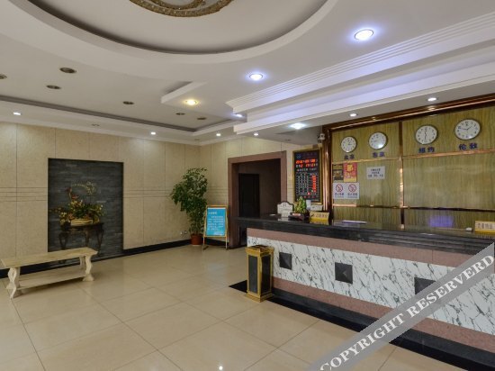 Хучжоу: OYO Deqing Wuzhou Hotel