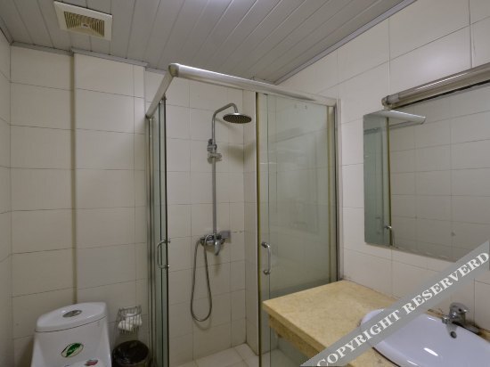 Хучжоу: OYO Deqing Wuzhou Hotel
