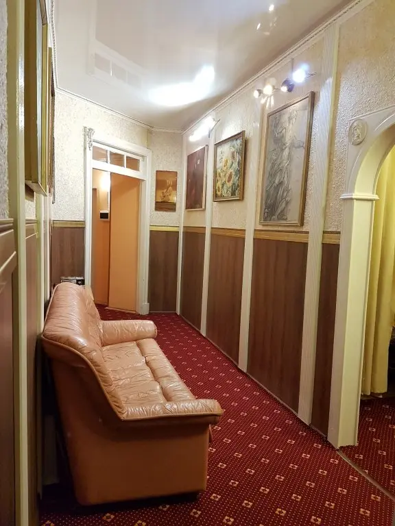 Санкт-Петербург: Меблированные комнаты Алмаз