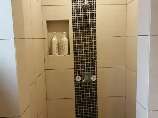 Чунцин: Jinfoshanwenquanjiari Hotel