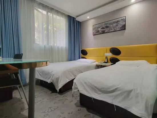 Шанхай: Haomeng Hotel (Shanghai Pengpu New Village Subway Station Branch)