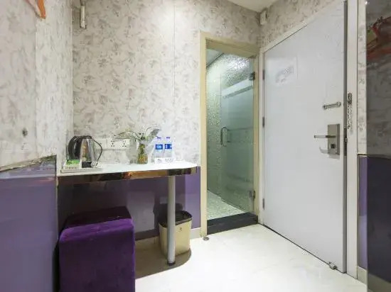 Шанхай: Haomeng Hotel (Shanghai Pengpu New Village Subway Station Branch)
