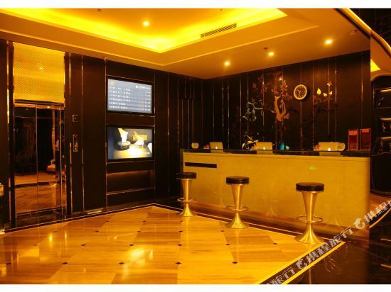 Jiyi Hotel (Yining Beijing Road Branch) — фото 1