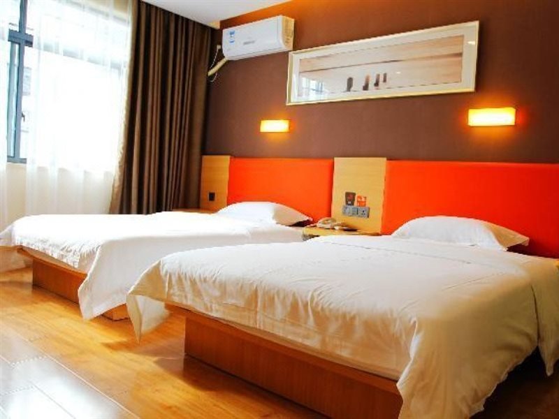 7 Days Premium (Chongqing Fuling Binjiang Avenue) — фото 1
