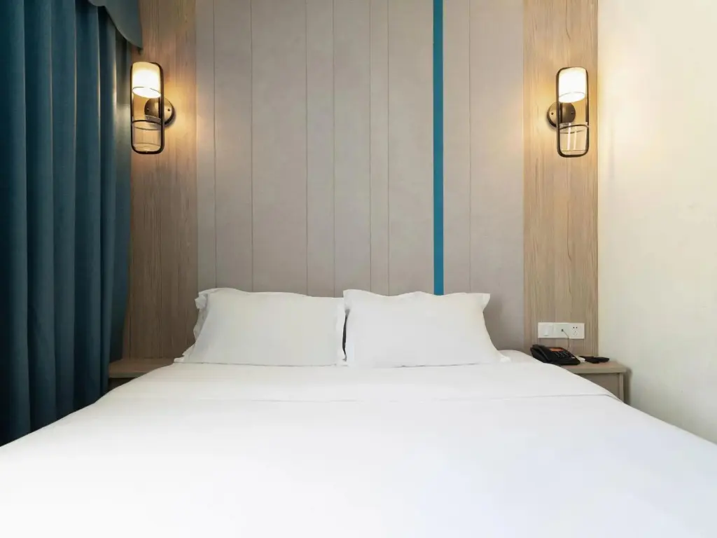 Чжаньцзян: 7Days Inn Zhanjiang Xiashan Pedestrian Street Dingsheng Square