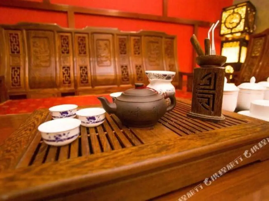 Сиань: Qinfeng Tangyun Hotel (Xi'an Lintong Huaqingchi Terracotta Warriors Store)