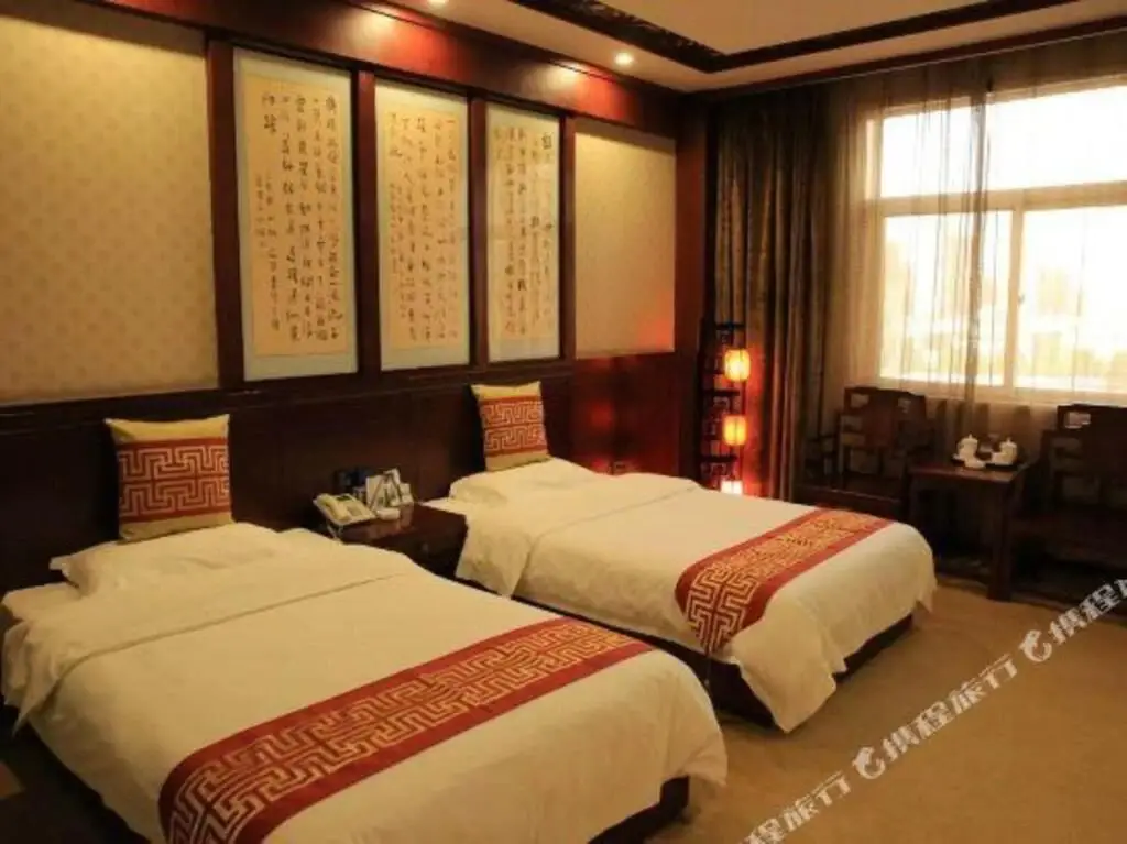 Сиань: Qinfeng Tangyun Hotel (Xi'an Lintong Huaqingchi Terracotta Warriors Store)