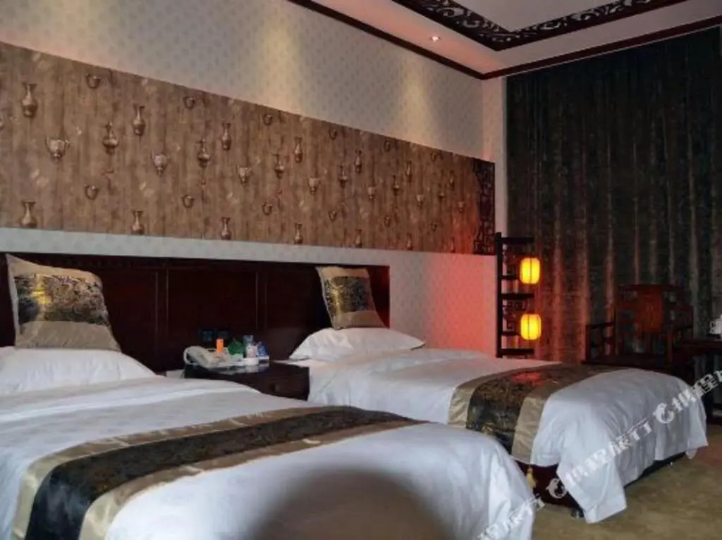 Сиань: Qinfeng Tangyun Hotel (Xi'an Lintong Huaqingchi Terracotta Warriors Store)