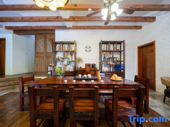 Хучжоу: Cloud Mirror Holiday Hostel