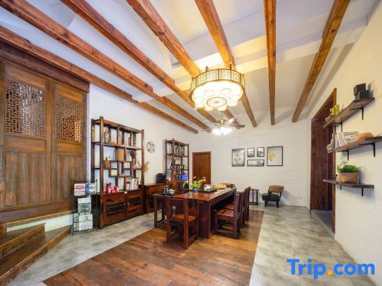 Хучжоу: Cloud Mirror Holiday Hostel