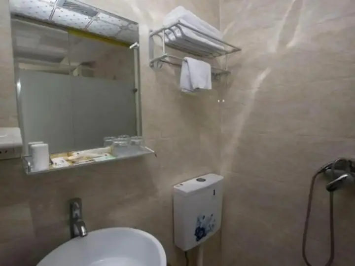 Чунцин: 116 Business Hostel