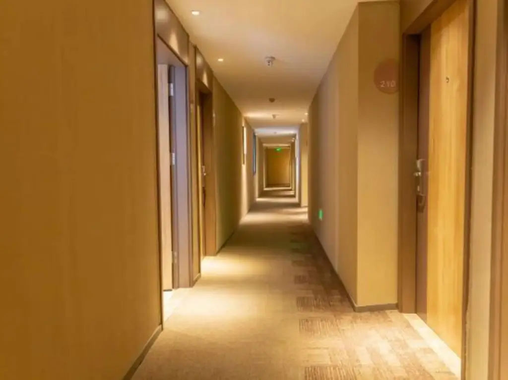 Шаоксинг: Homeinn · neo (Shaoxing Shangyu Jiefang Road Pedestrian Street)