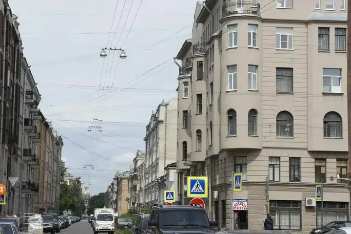 Санкт-Петербург: Меблированные комнаты Moulen Rouge
