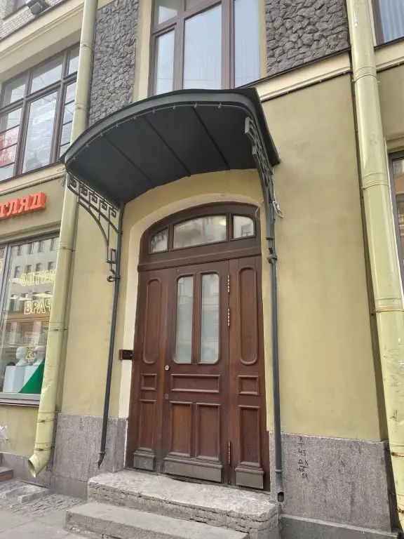 Санкт-Петербург: Меблированные комнаты Мой Отель на Сенной