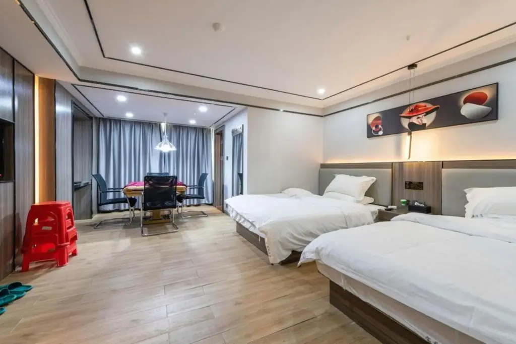 Дунгуань: Baolong Hotel Dongguan (Houjie Shanmei Subway Station Branch)