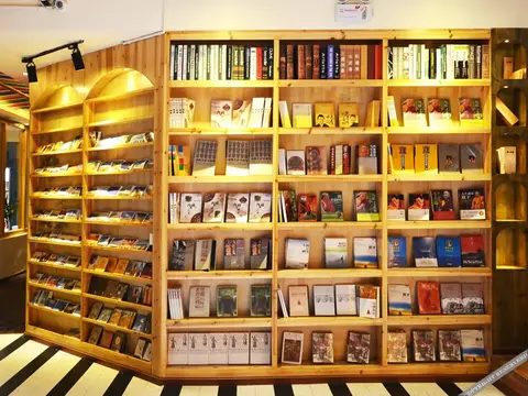 Lhasa Shengcheng Bookstore Inn (Jokhang Temple Barkhor Street Branch) — фото 1